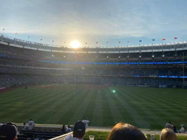 Yankee Stadium, section: 202