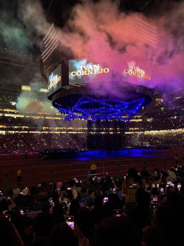 NRG Stadium, section: 129, row: G, seat: 16