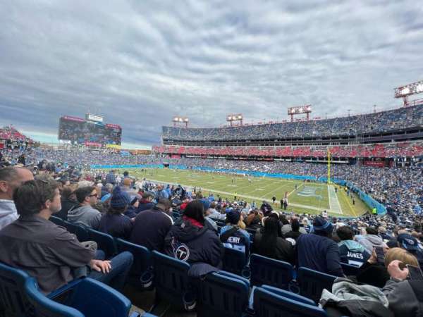 Nissan Stadium, section: 131, row: FF, seat: 5