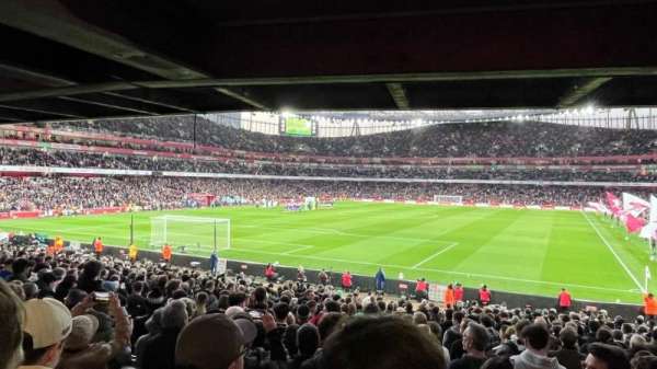 Emirates Stadium, section: 23, row: 26, seat: 706