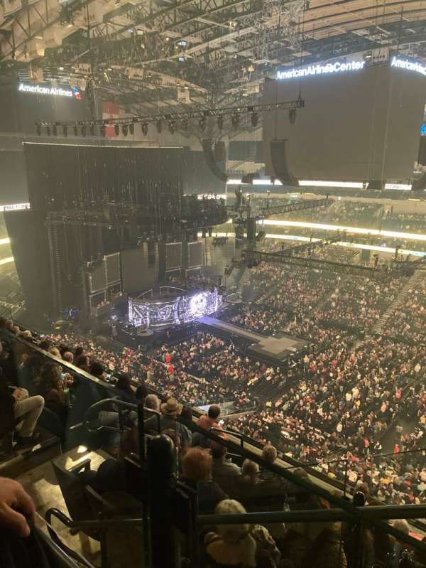 American Airlines Center, section: 324, row: G, seat: 13
