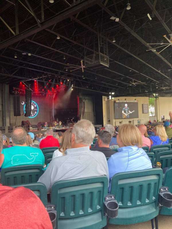 Dos Equis Pavilion, section: 102, row: R, seat: 33