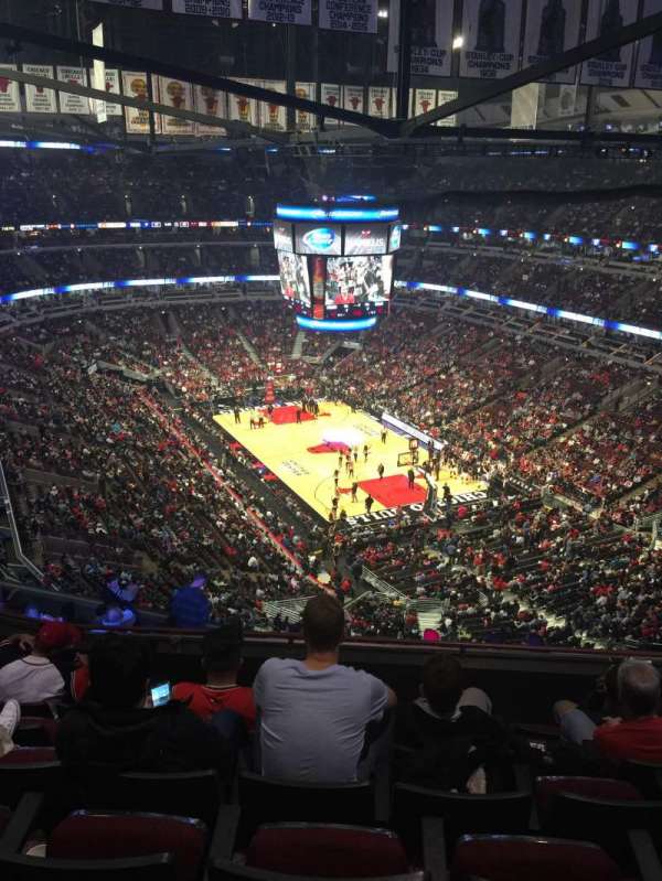 United Center, section: 312, row: 13, seat: 5