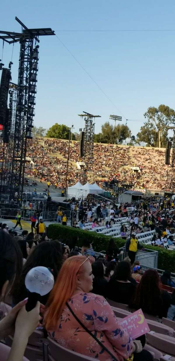 Rose Bowl, section: 17-H, row: 13, seat: 117