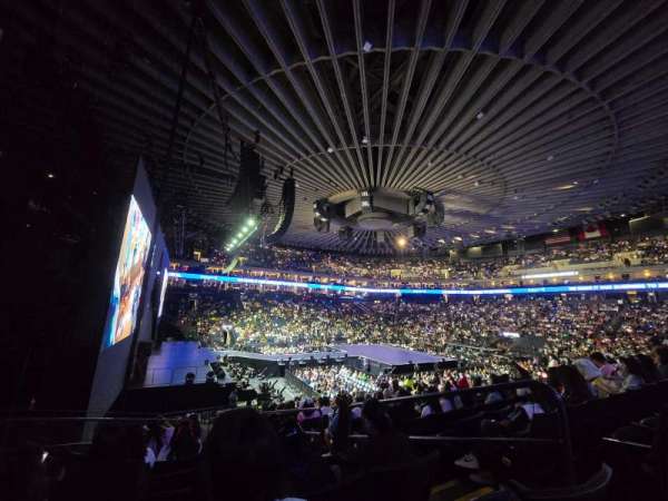 Oakland Arena, section: 117, row: 17, seat: 1