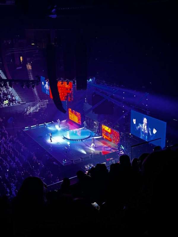 Moody Center, section: 207, row: H, seat: 11