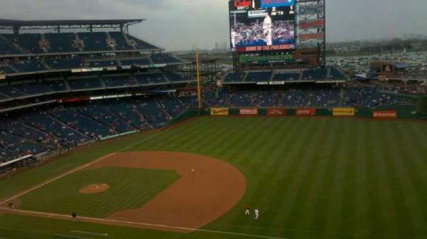 Citizens Bank Park, section: 302, row: 8, seat: 4