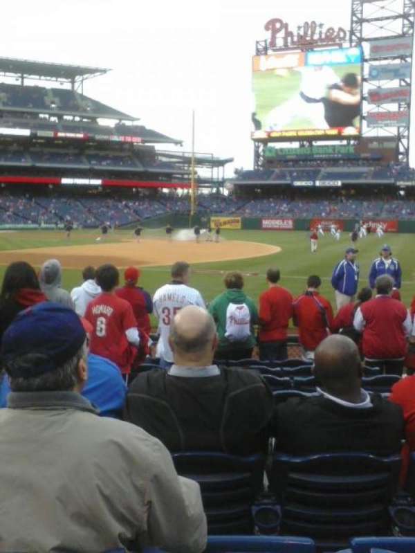 Citizens Bank Park, section: 113, row: 9, seat: 4