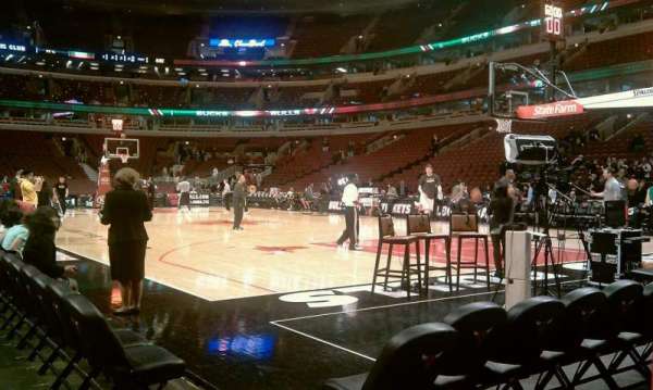 United Center, section: 100