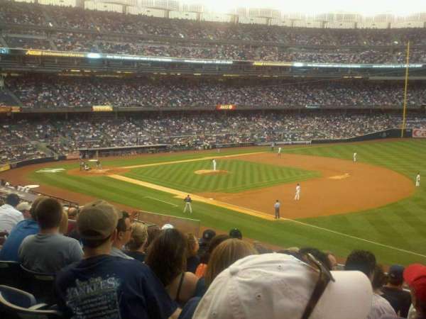 Yankee Stadium, section: 212, row: 8, seat: 15