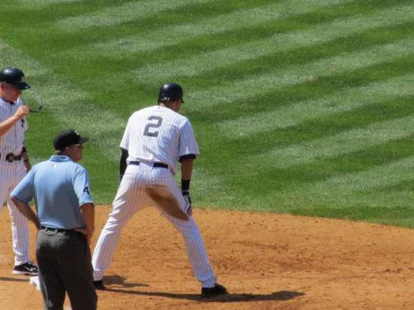 Yankee Stadium, section: 209, row: 10, seat: 5