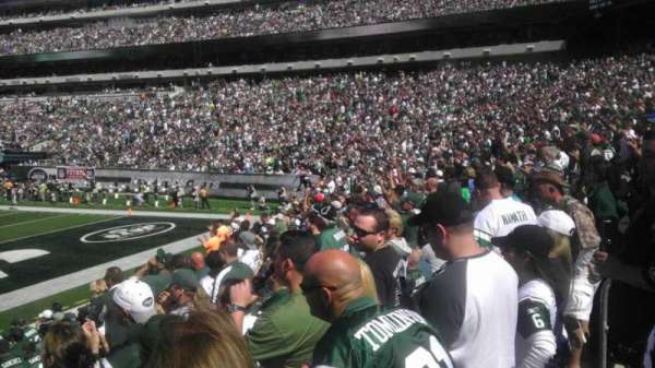 MetLife Stadium, section: 128, row: 14, seat: 10