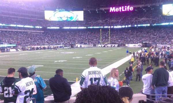 MetLife Stadium, section: 146, row: 9, seat: 11