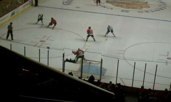 United Center, section: 225, row: 8, seat: 10