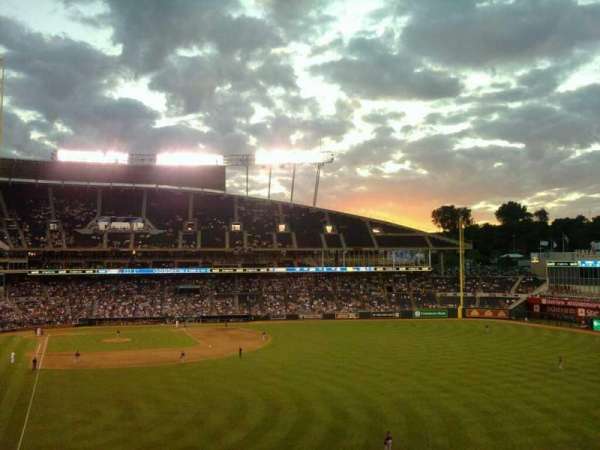 Kauffman Stadium, section: 433