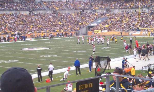 Acrisure Stadium, section: 106, row: P, seat: 4