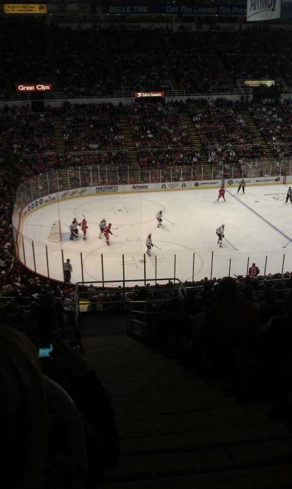 Joe Louis Arena, section: 225a, row: 14, seat: 1