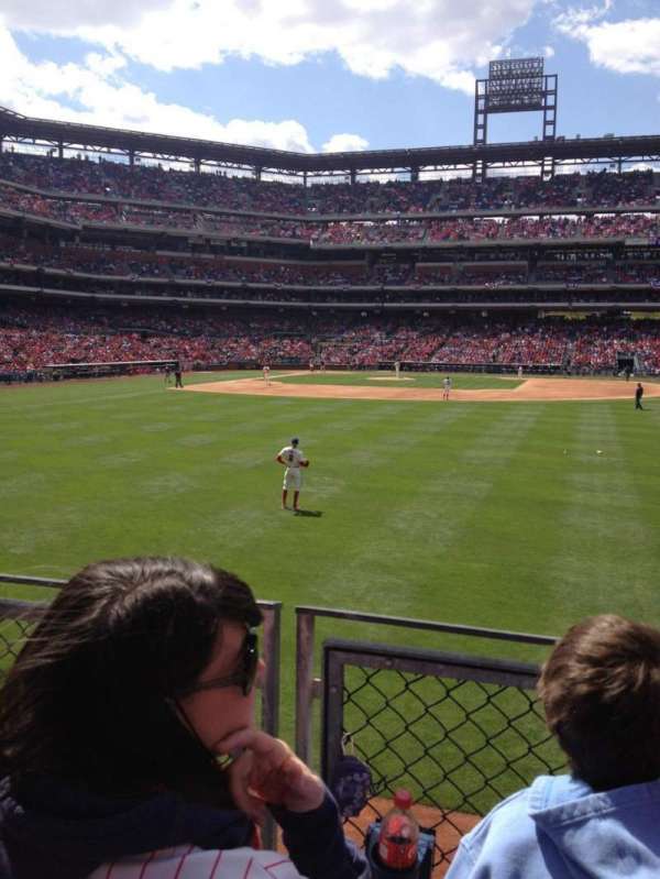 Citizens Bank Park, section: 104, row: 2, seat: 3