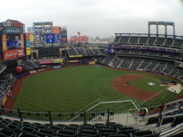 Citi Field, section: 527, row: 6, seat: 3