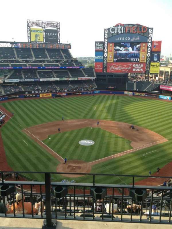 Citi Field, section: 513, row: 3, seat: 17