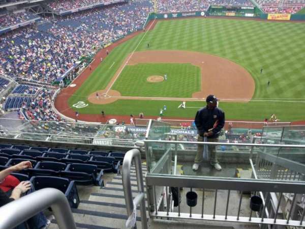 Nationals Park, section: 419, row: g, seat: 27
