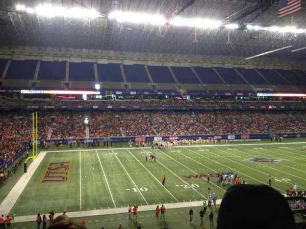 Alamodome, section: 216, row: 4, seat: 3