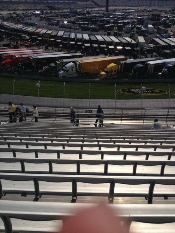 Dover Motor Speedway, section: 202, row: 18, seat: 11