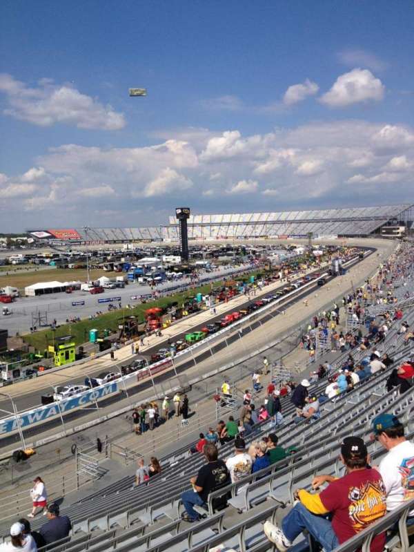 Dover Motor Speedway, section: 118, row: 24, seat: 9