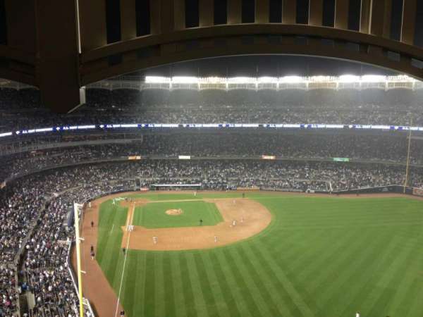 Yankee Stadium, section: 406, row: 4, seat: 3