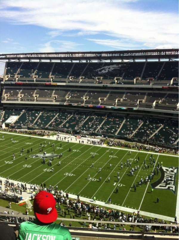 Lincoln Financial Field, section: 205, row: 7
