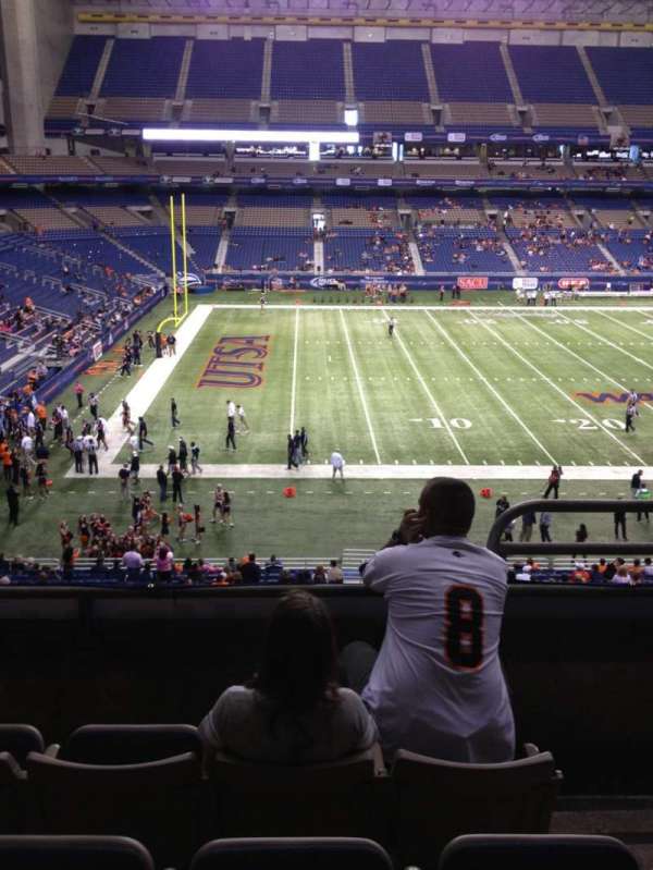 Alamodome, section: 216, row: 4, seat: 2