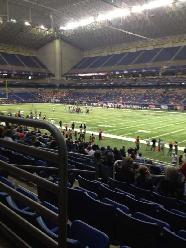 Alamodome, section: 107, row: 20, seat: 9