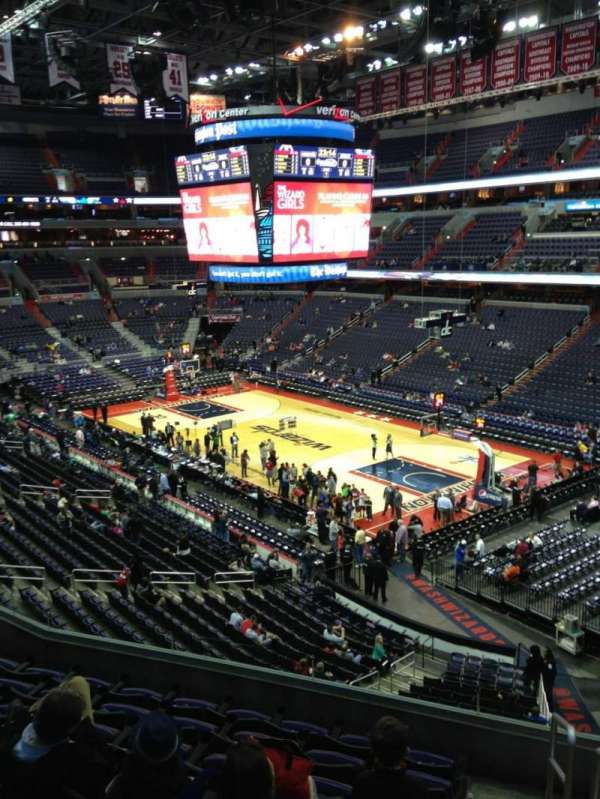 Capital One Arena, section: 204, row: F, seat: 1
