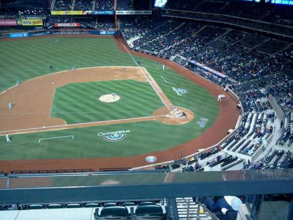 Citi Field, section: 520, row: 1, seat: 11