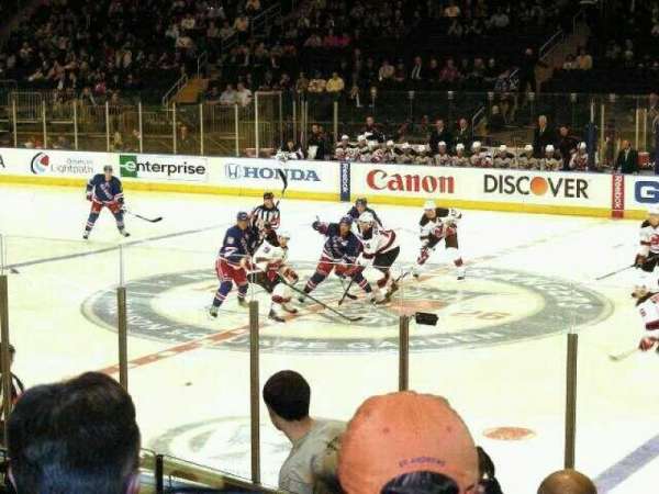 Madison Square Garden, section: 118, row: 9, seat: 8
