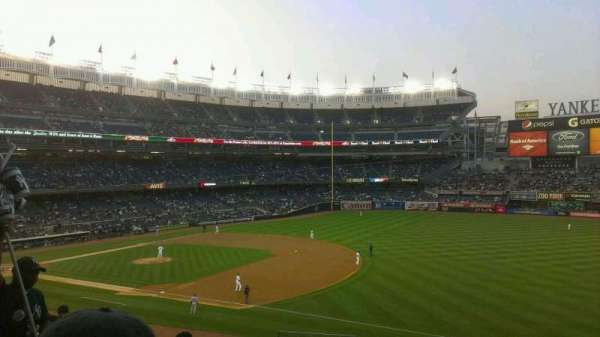 Yankee Stadium, section: 212, row: 7, seat: 25