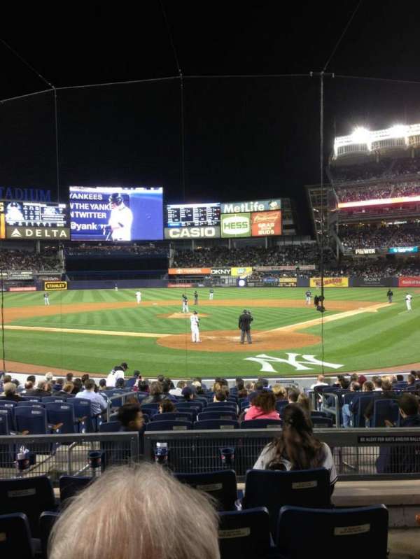 Yankee Stadium, section: 113, row: 15, seat: 4