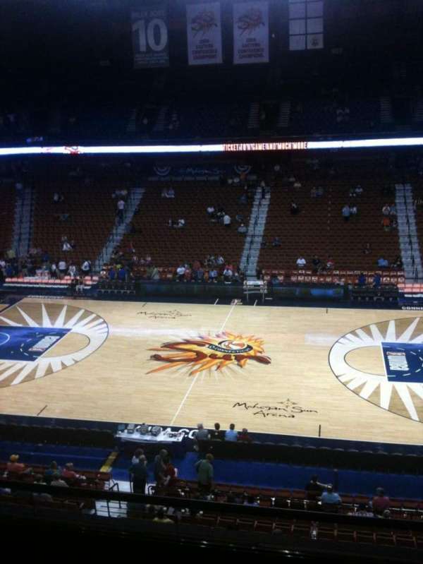 Mohegan Sun Arena, section: 117, row: E, seat: 7