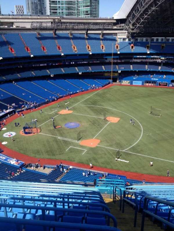 Rogers Centre, section: 516, row: 23, seat: 1