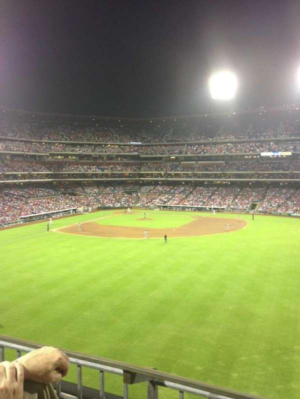 Citizens Bank Park, section: 201, row: 2, seat: 6