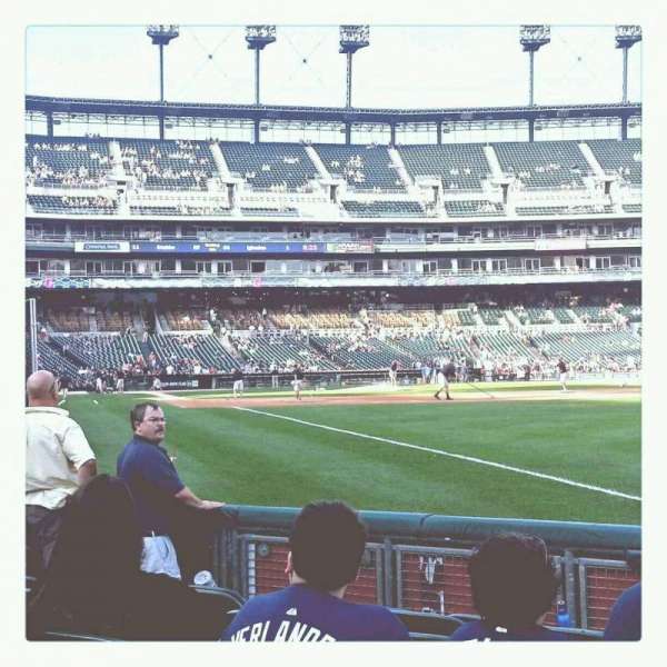 Comerica Park, section: 113, row: 7, seat: 17