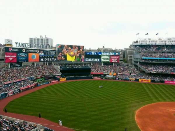 Yankee Stadium, section: 326, row: 1, seat: 22