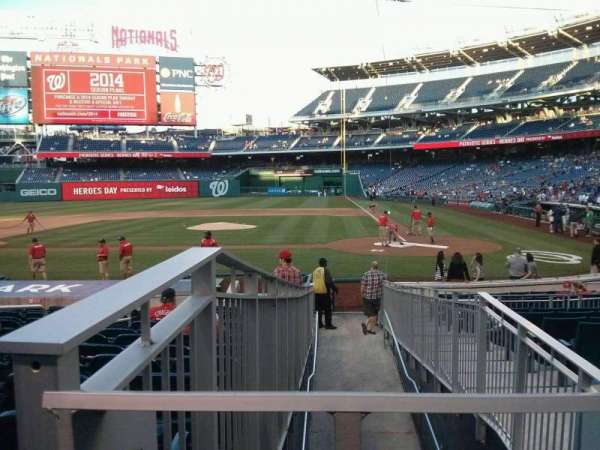Nationals Park, section: 118, row: T, seat: 3