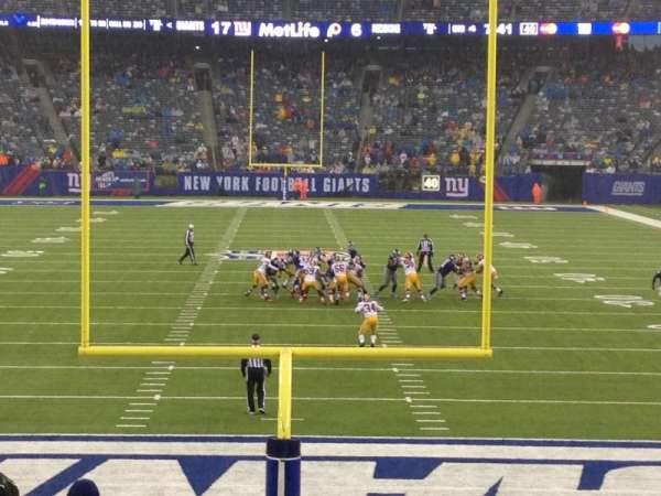 MetLife Stadium, section: 101, row: 17, seat: 13-14
