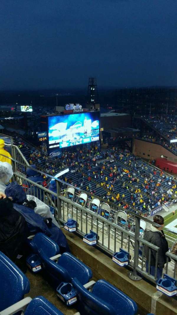 Gillette Stadium, section: 333, row: 10, seat: 11