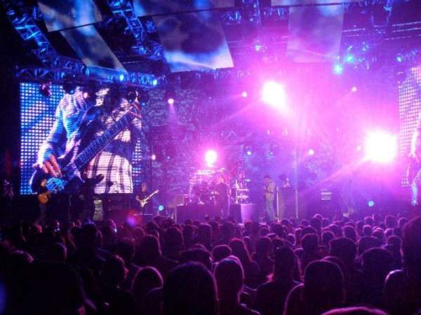 Dos Equis Pavilion, section: 101, row: U, seat: 6
