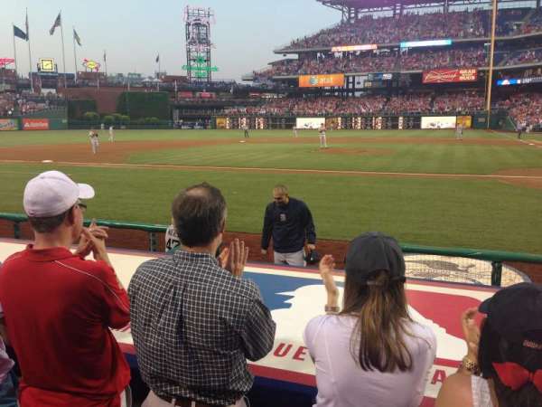 Citizens Bank Park, section: 129, row: 3, seat: 1