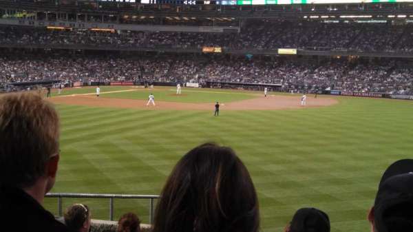 Yankee Stadium, section: 202, row: 11