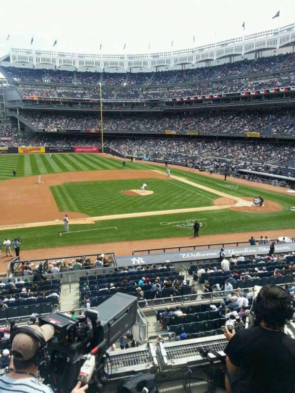 Yankee Stadium, section: 225, row: 4, seat: 13