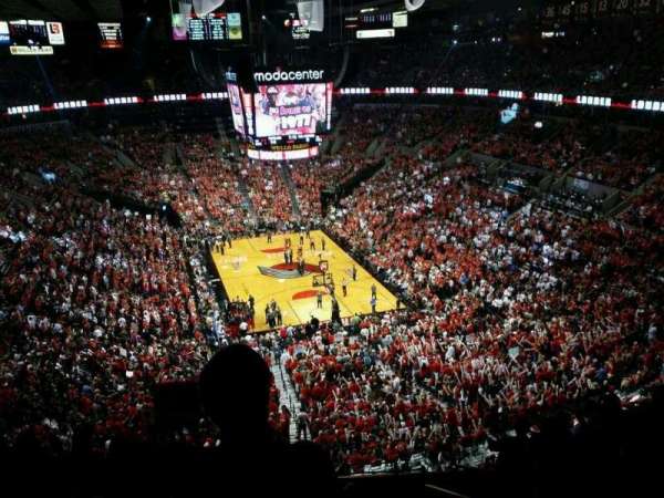 Moda Center, section: 328, row: j, seat: 4